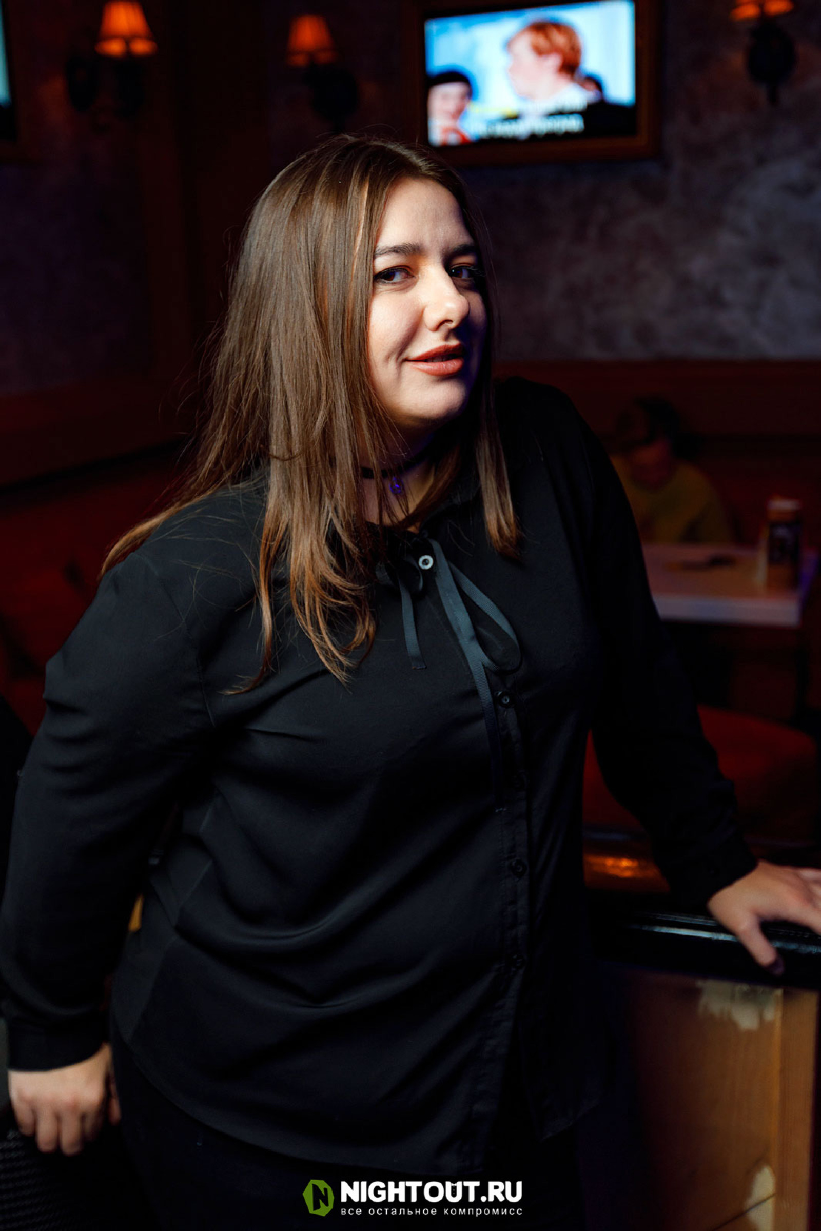 Какао караоке новосибирск на гоголя. Какао-порошок сырой натуральный theobroma пища богов, 100 гр. Новосибирск логотип. Караоке бар какао новосибирск. Сохо пенза фотоотчет 2023.