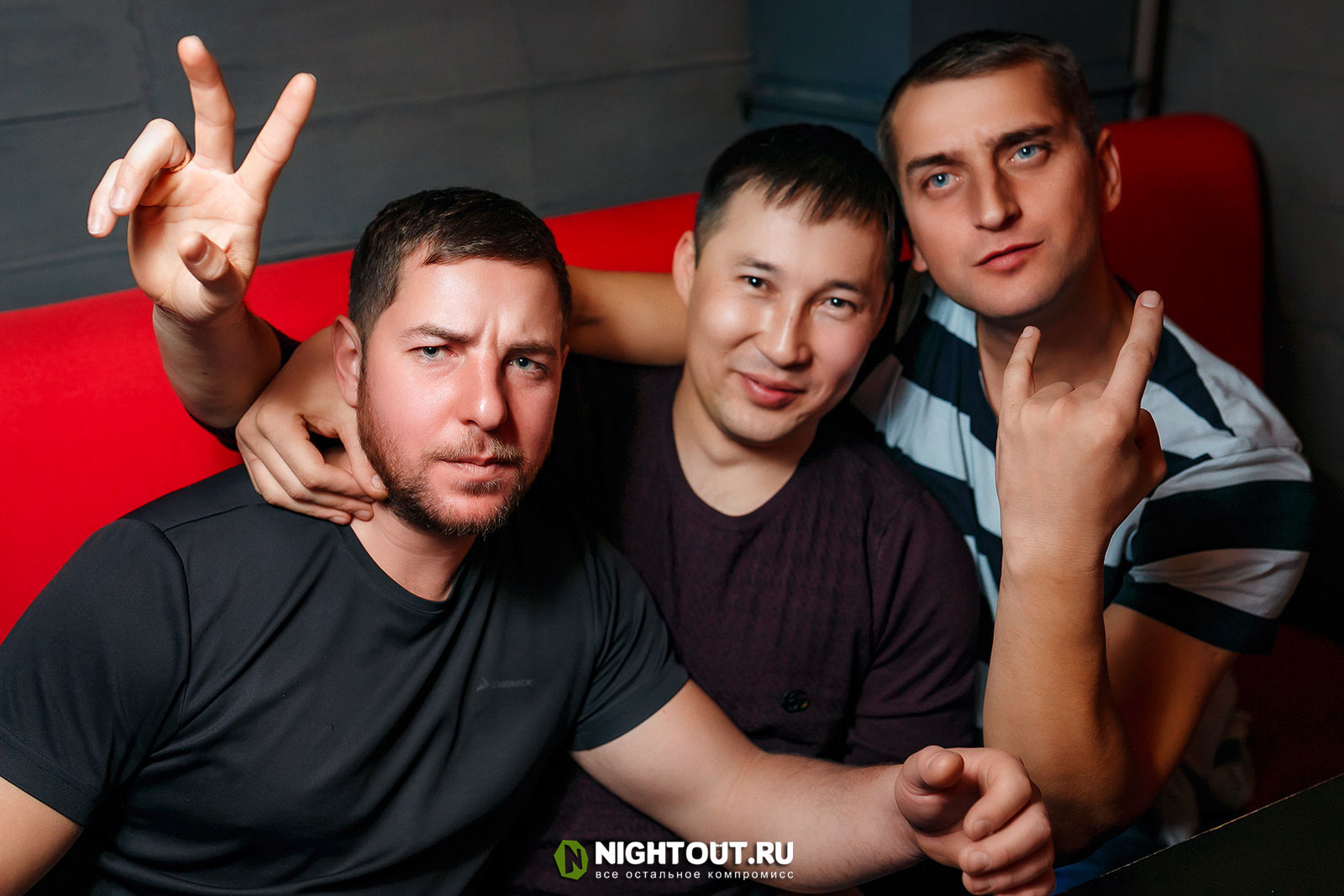 Nightout Новосибирск. Nightout фотоотчеты. Найтаут Барнаул фотоотчет. Найтаут Барнаул фотоотчет 2014 года.